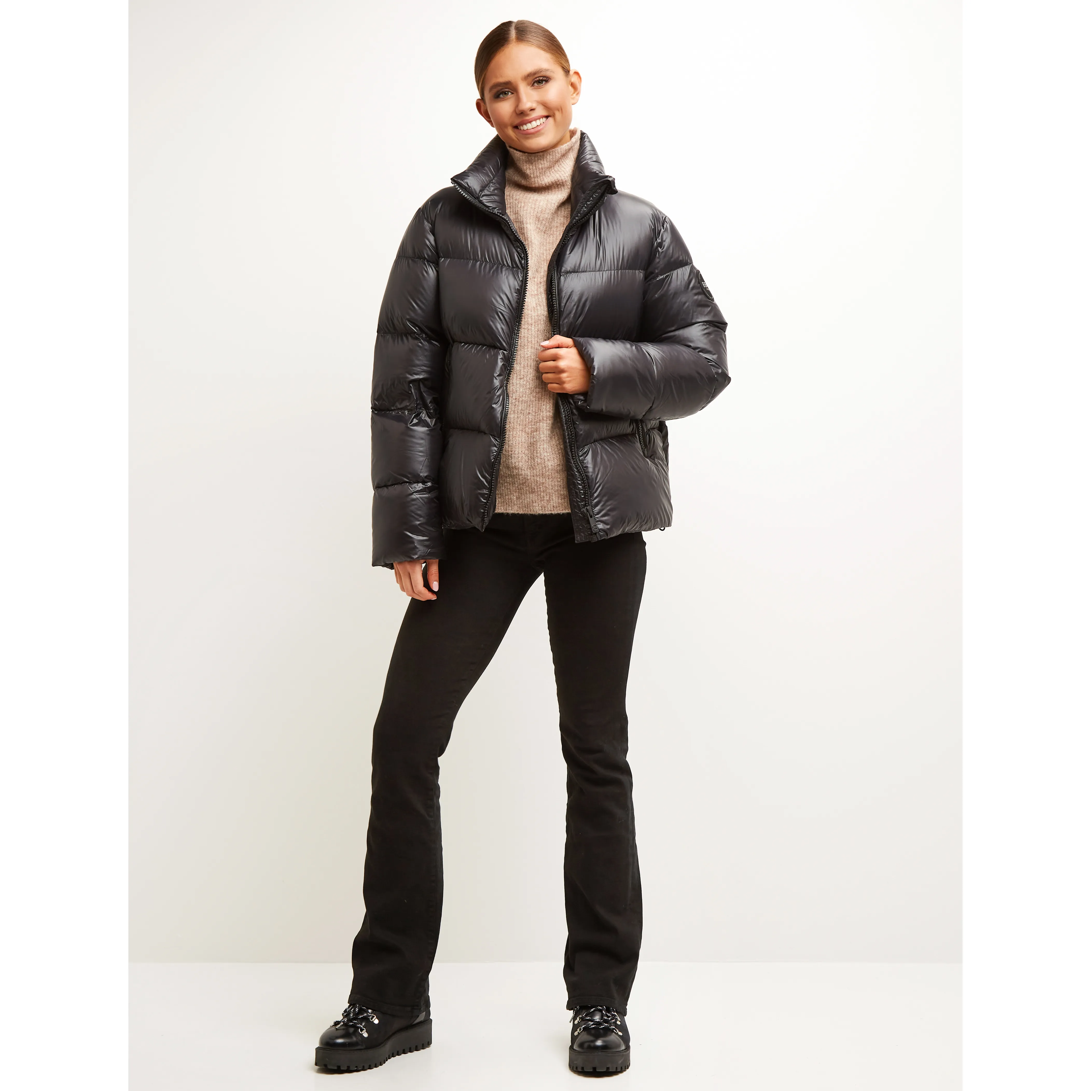 8848 Altitude Women's Mila Jacket Black/Black | Buy 8848 Altitude Women's Mila Jacket Black/Black here | Outnorth