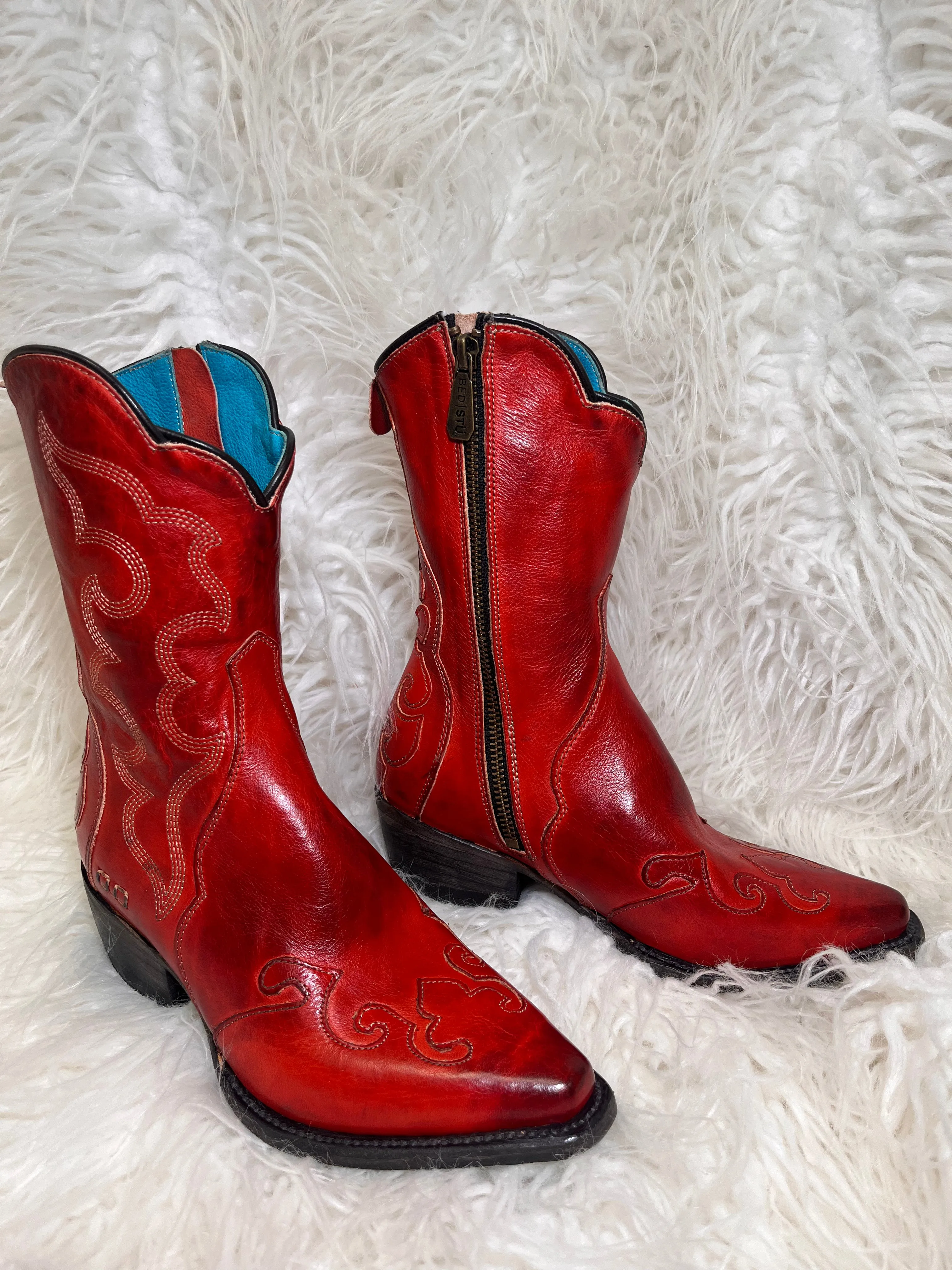 Bed Stu Women's Deuce Red Rustic Snip Toe Cowgirl Boot F328041-RDRS