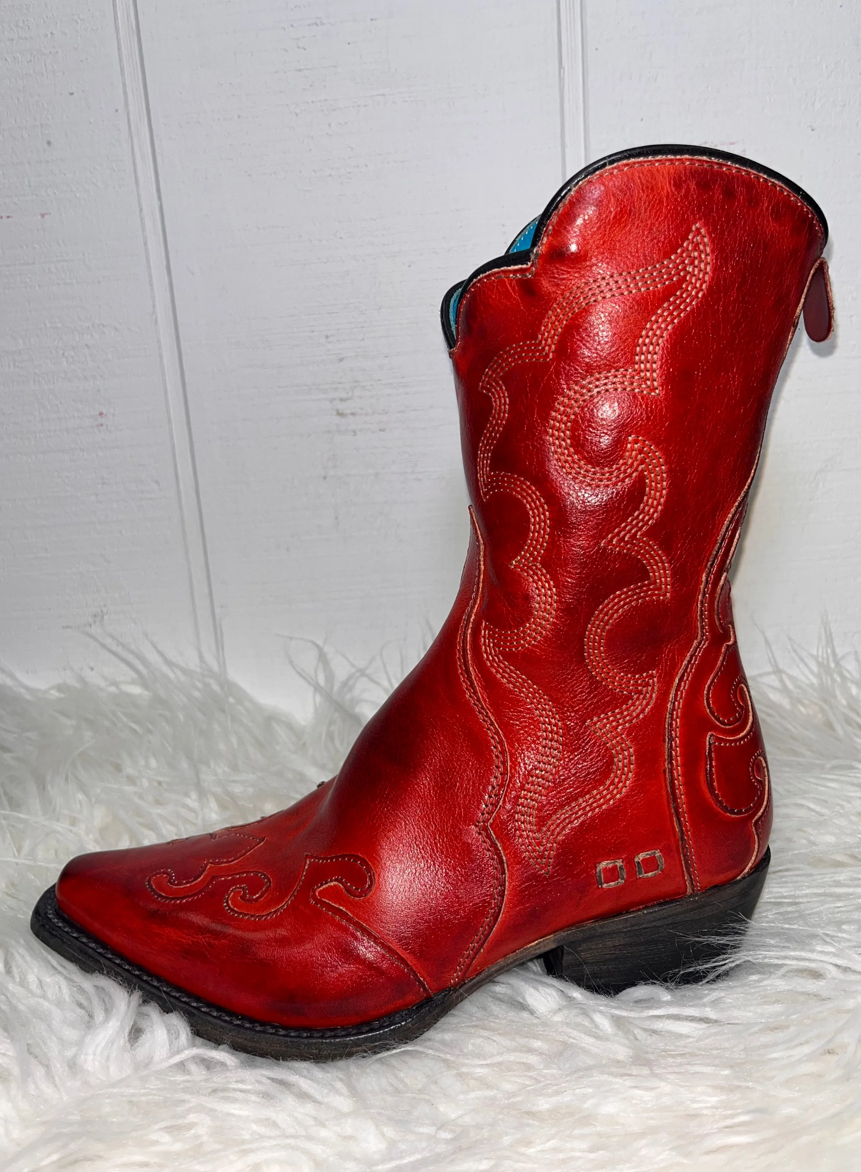 Bed Stu Women's Deuce Red Rustic Snip Toe Cowgirl Boot F328041-RDRS