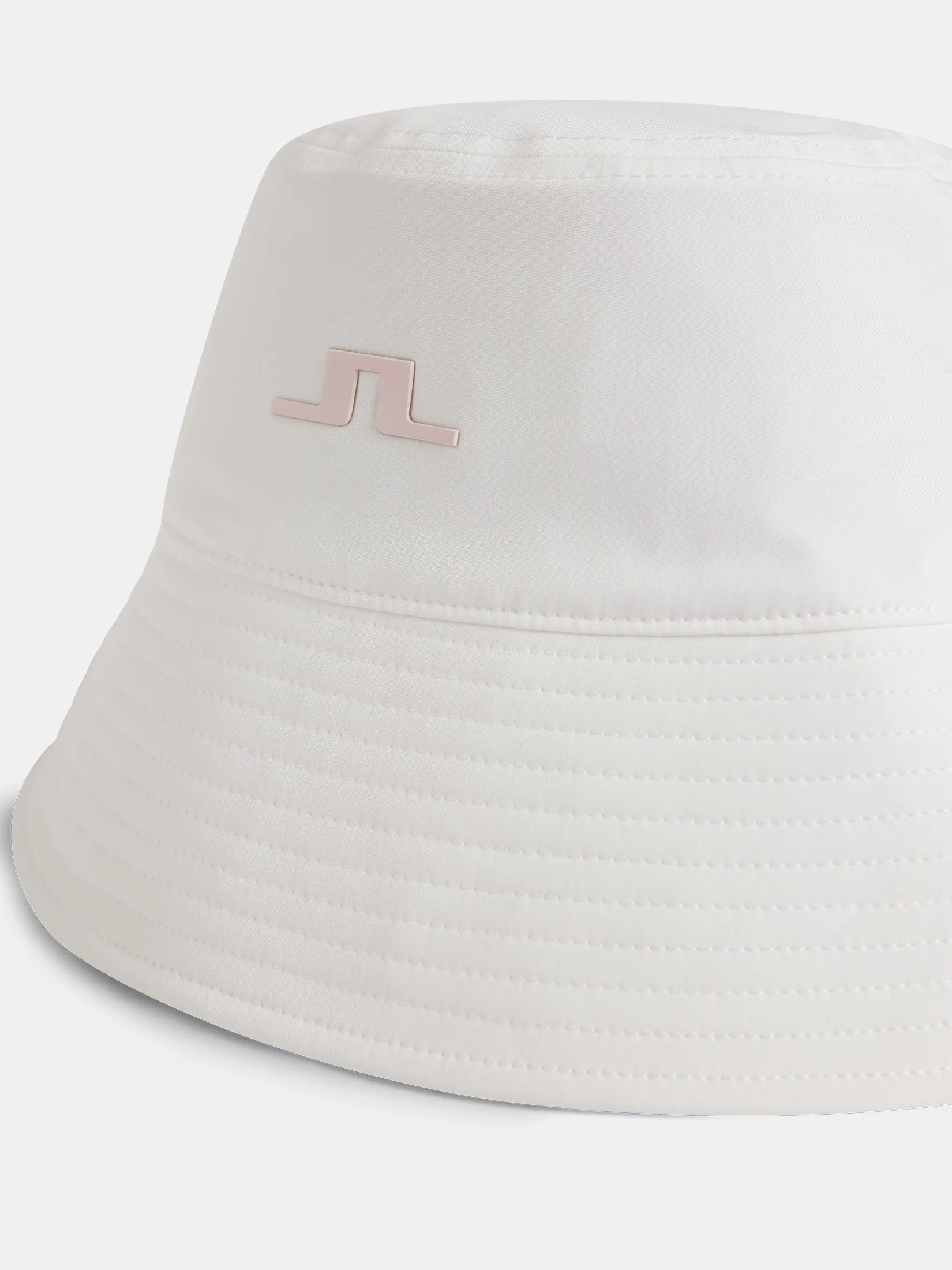 Half Bucket Hat / White