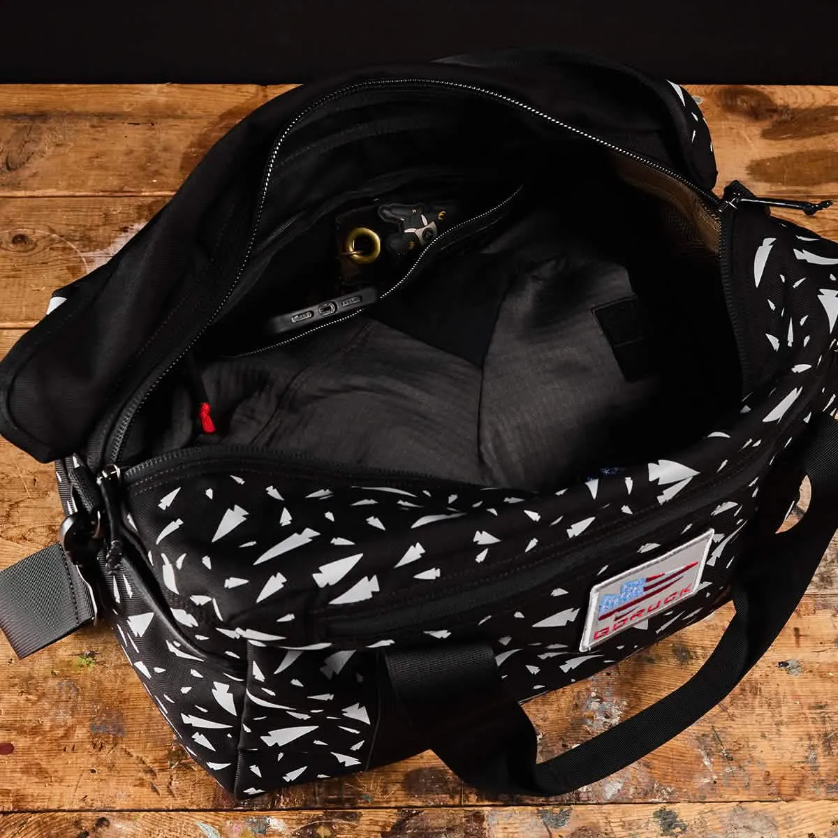 Kit Bag - 32L (Includes Shoulder Strap) - Reflective Spearhead