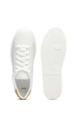 Leather trainers with suede backtab