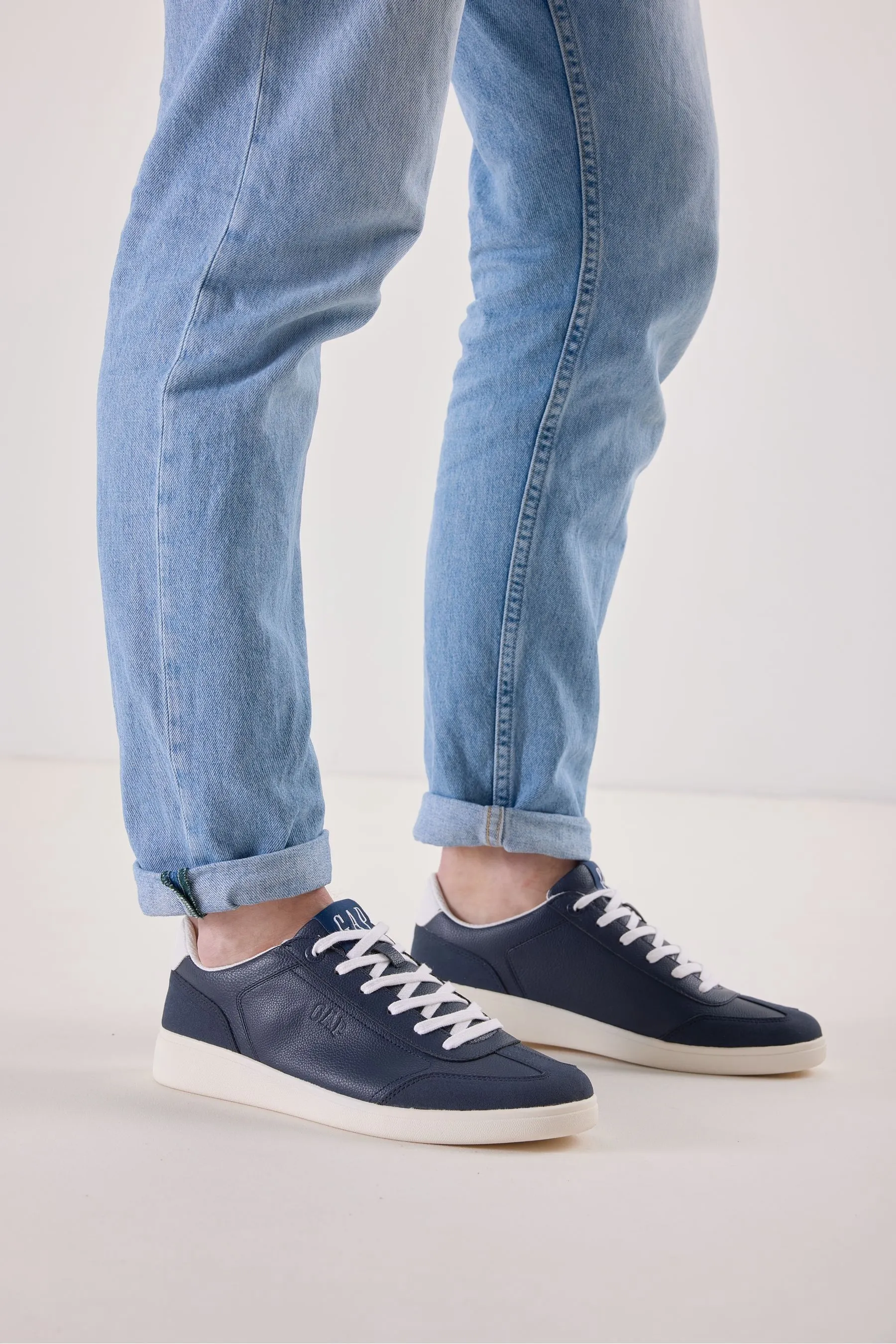 Navy Blue Seattle Low Top Trainers