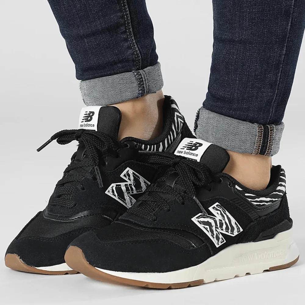 New Balance Womens 997 Lifestyle in Black Zebra