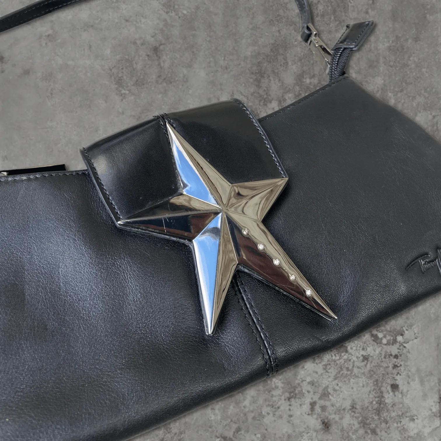 THIERRY MUGLER LEATHER & CHROME STAR SHOULDER BAG