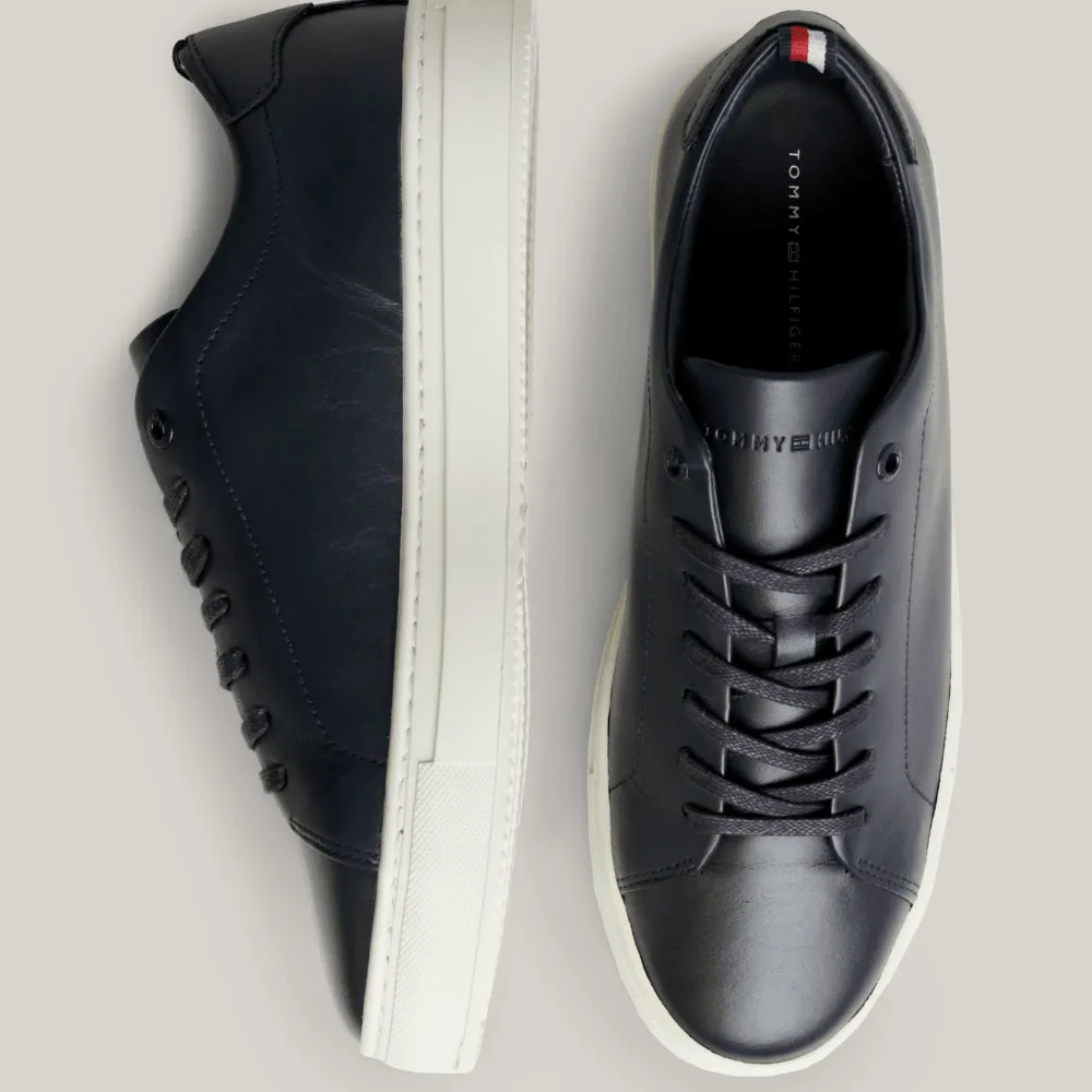 Tommy Hilfiger Premium Heritage Leather Cupsole Trainers in Navy