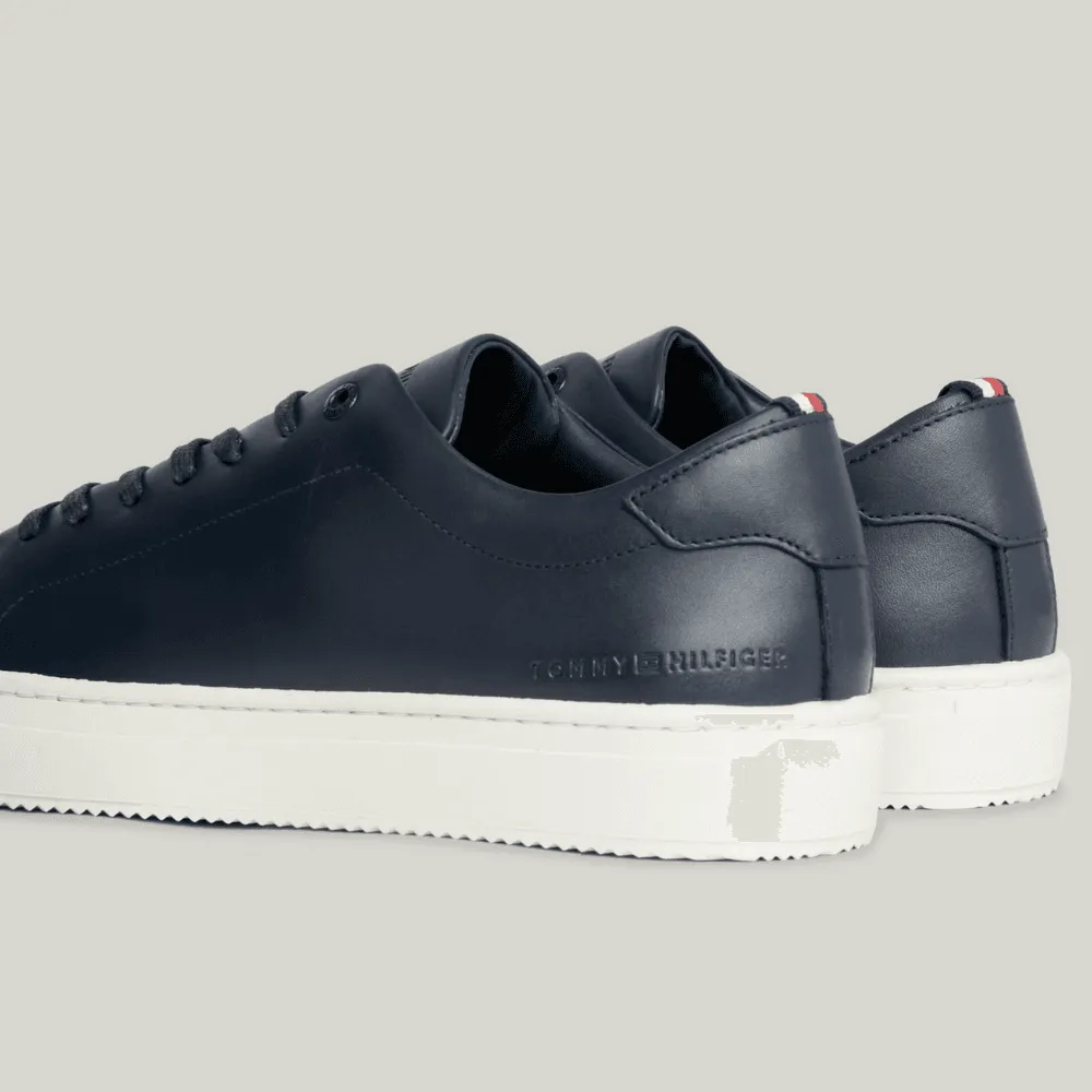 Tommy Hilfiger Premium Heritage Leather Cupsole Trainers in Navy