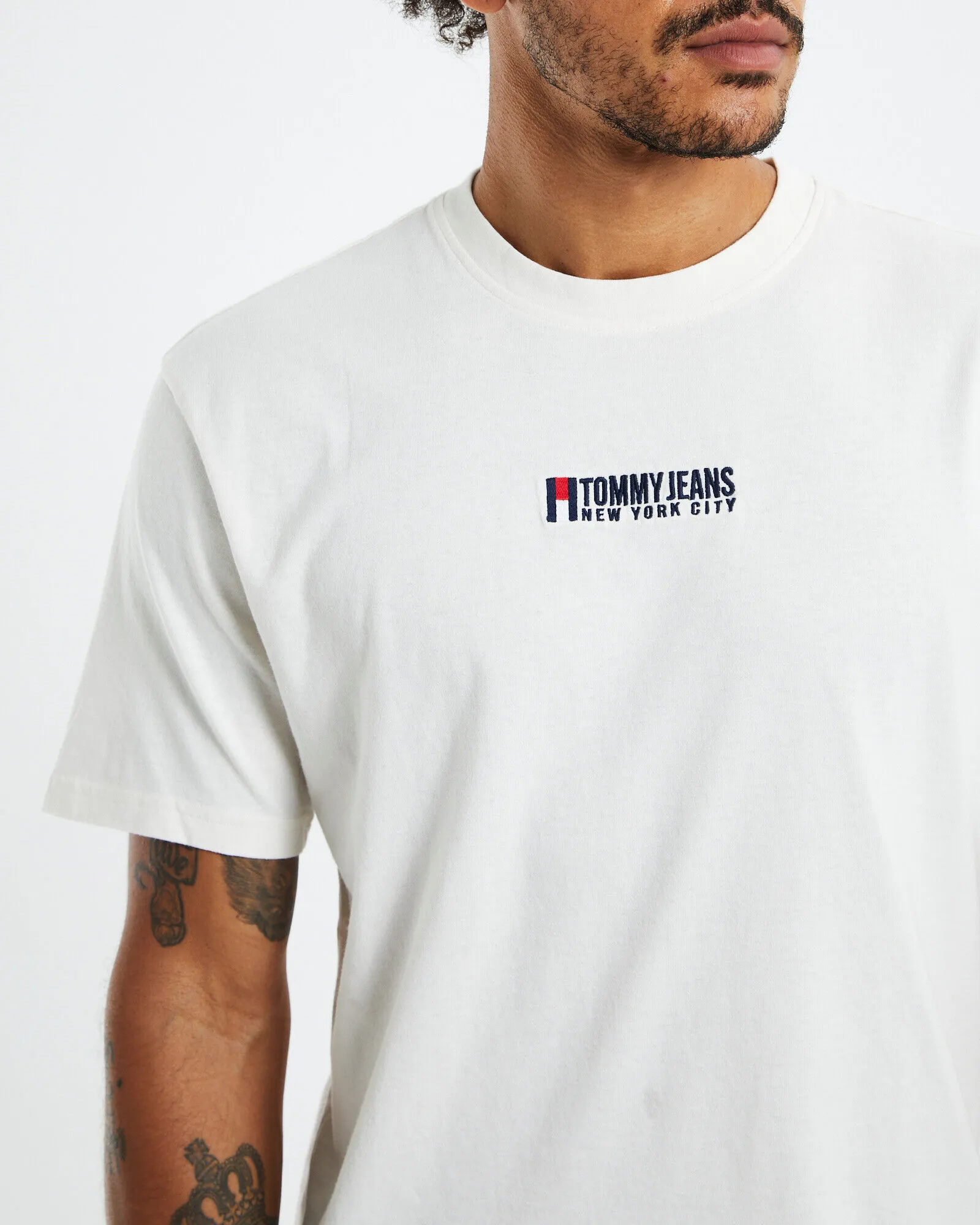 Tommy Jeans TJM Turned Flag Embroidered T-Shirt Ancient White